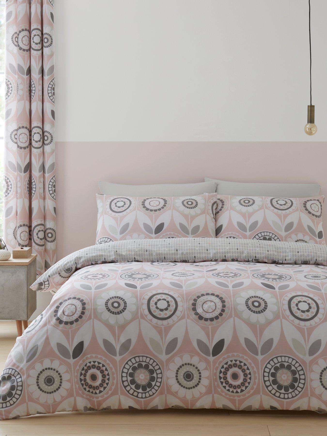 Catherine Lansfield Annika Retro Bloom Duvet Cover Set Blush