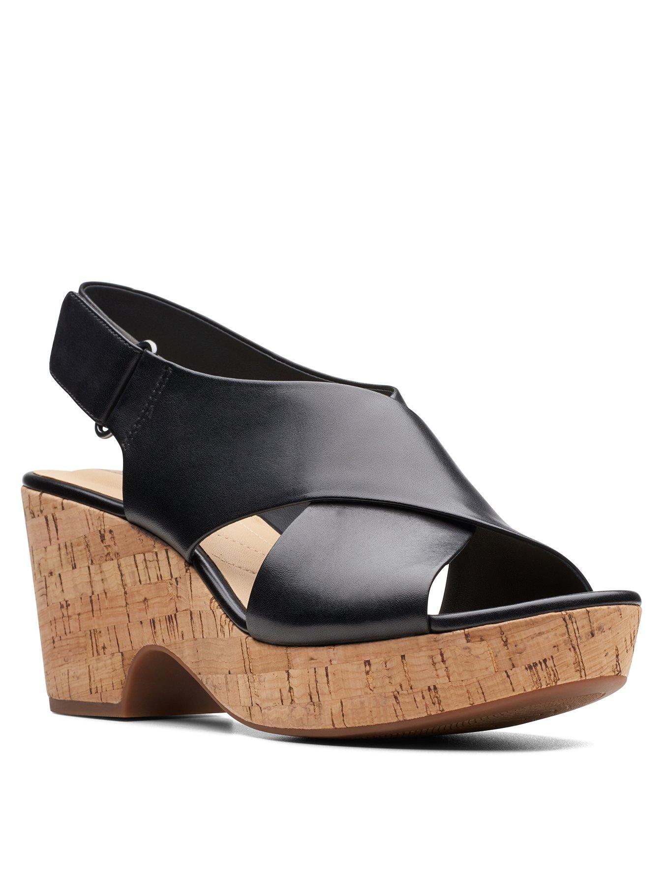 clarks chunky heel