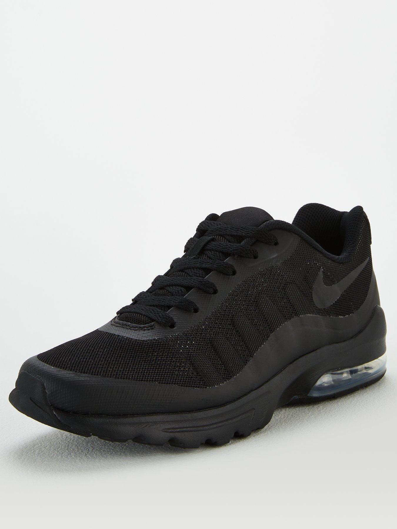 black nike invigor