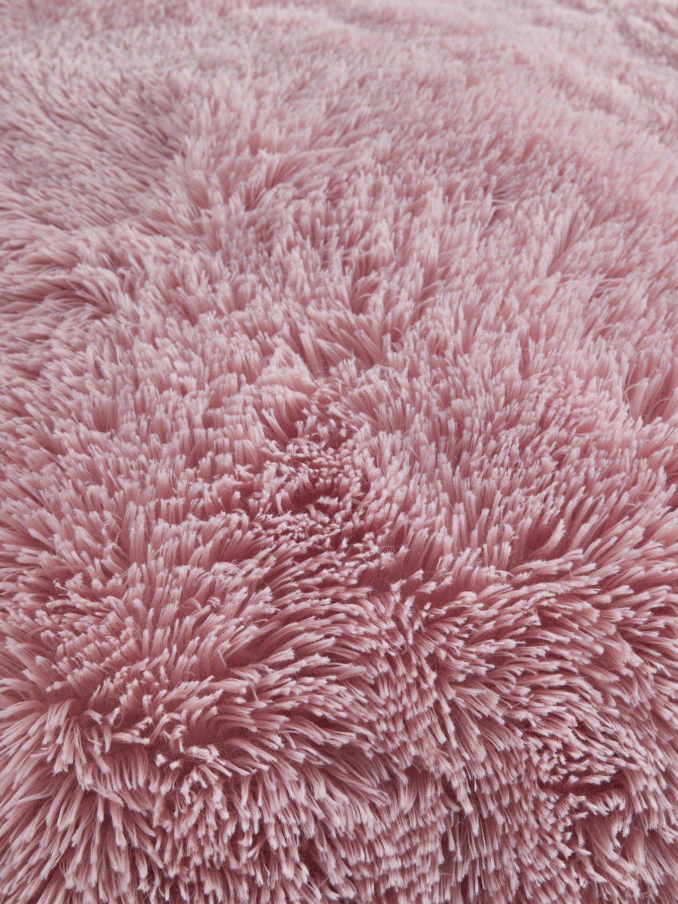  image of catherine-lansfield-cuddly-faux-fur-duvet-cover-set-pink