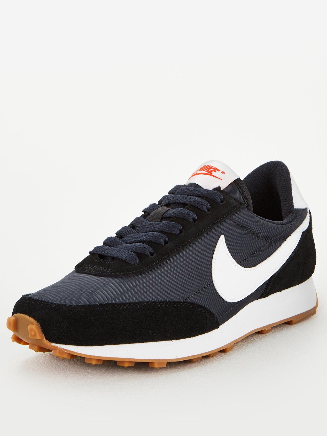 navy nike trainers mens