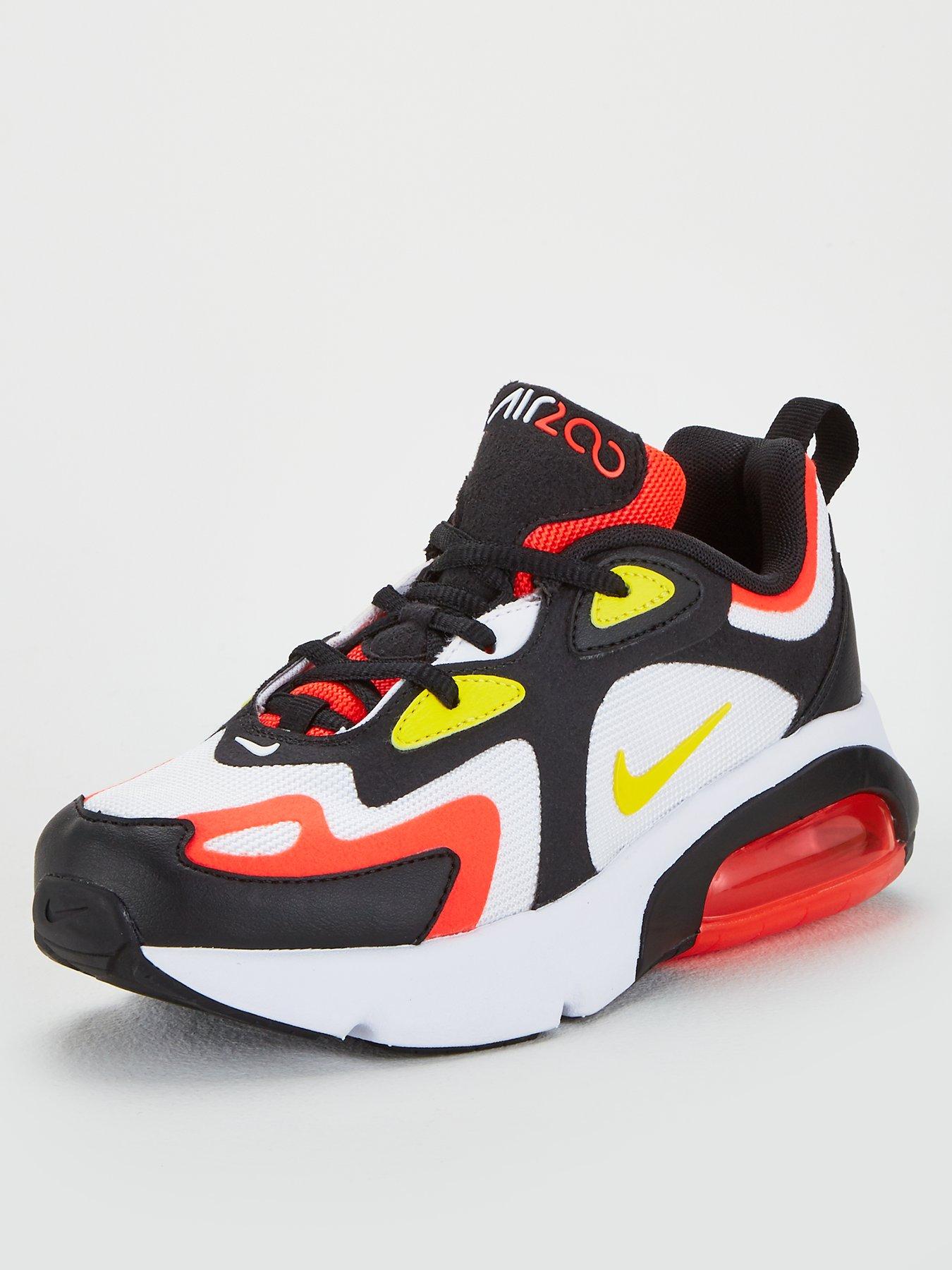 nike 200 juniors