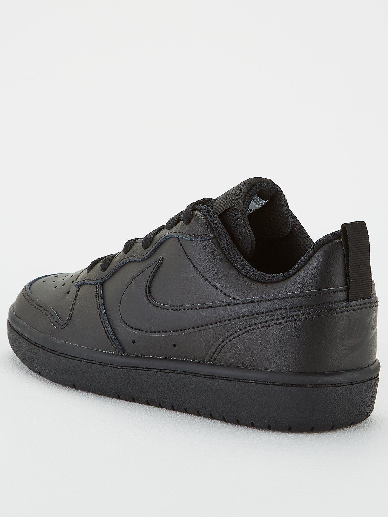 court borough low 2 junior trainer