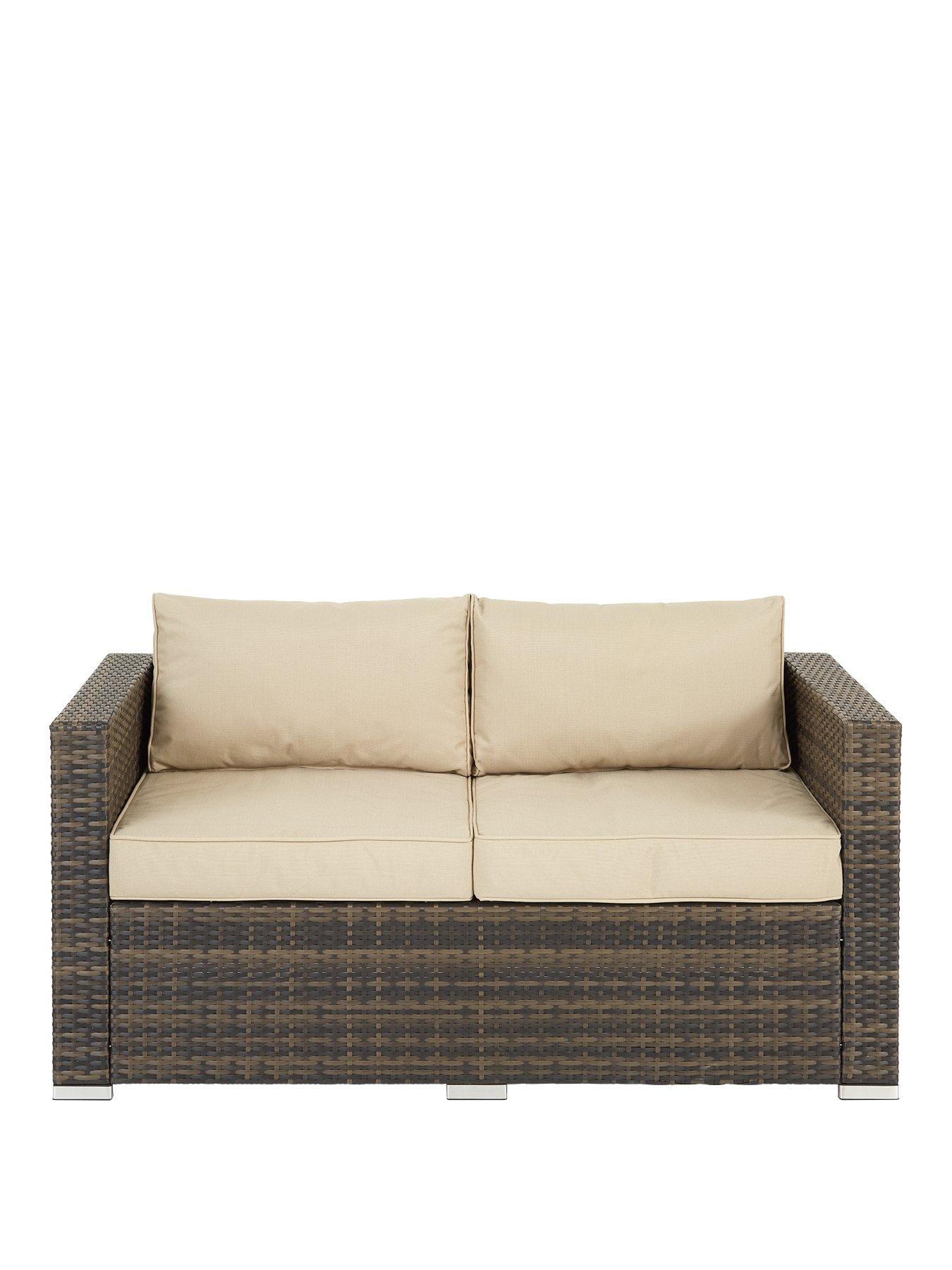 Coral bay store rattan sofa