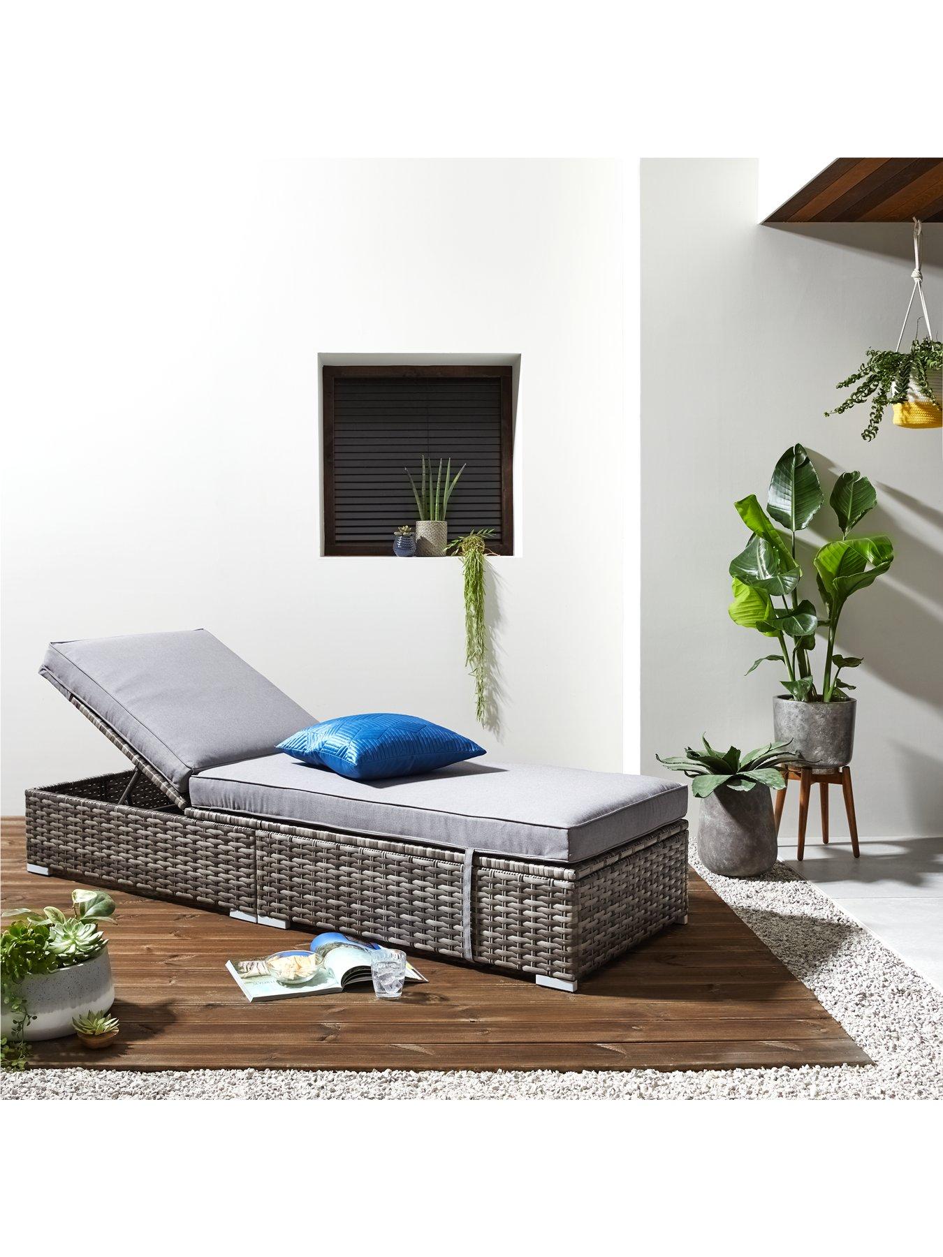 Image 1 of 6 of Very Home Aruba Lounger