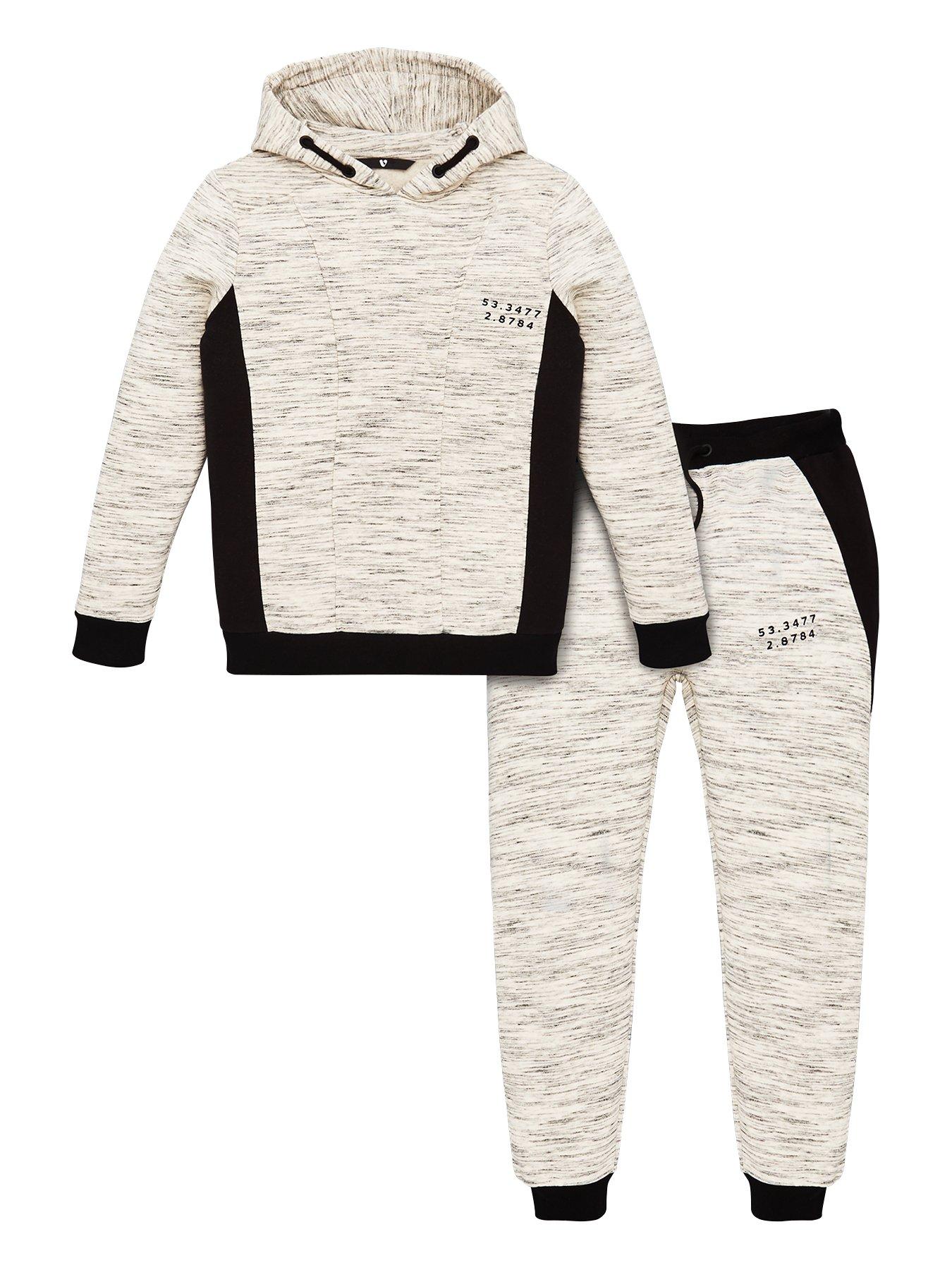 very tracksuit