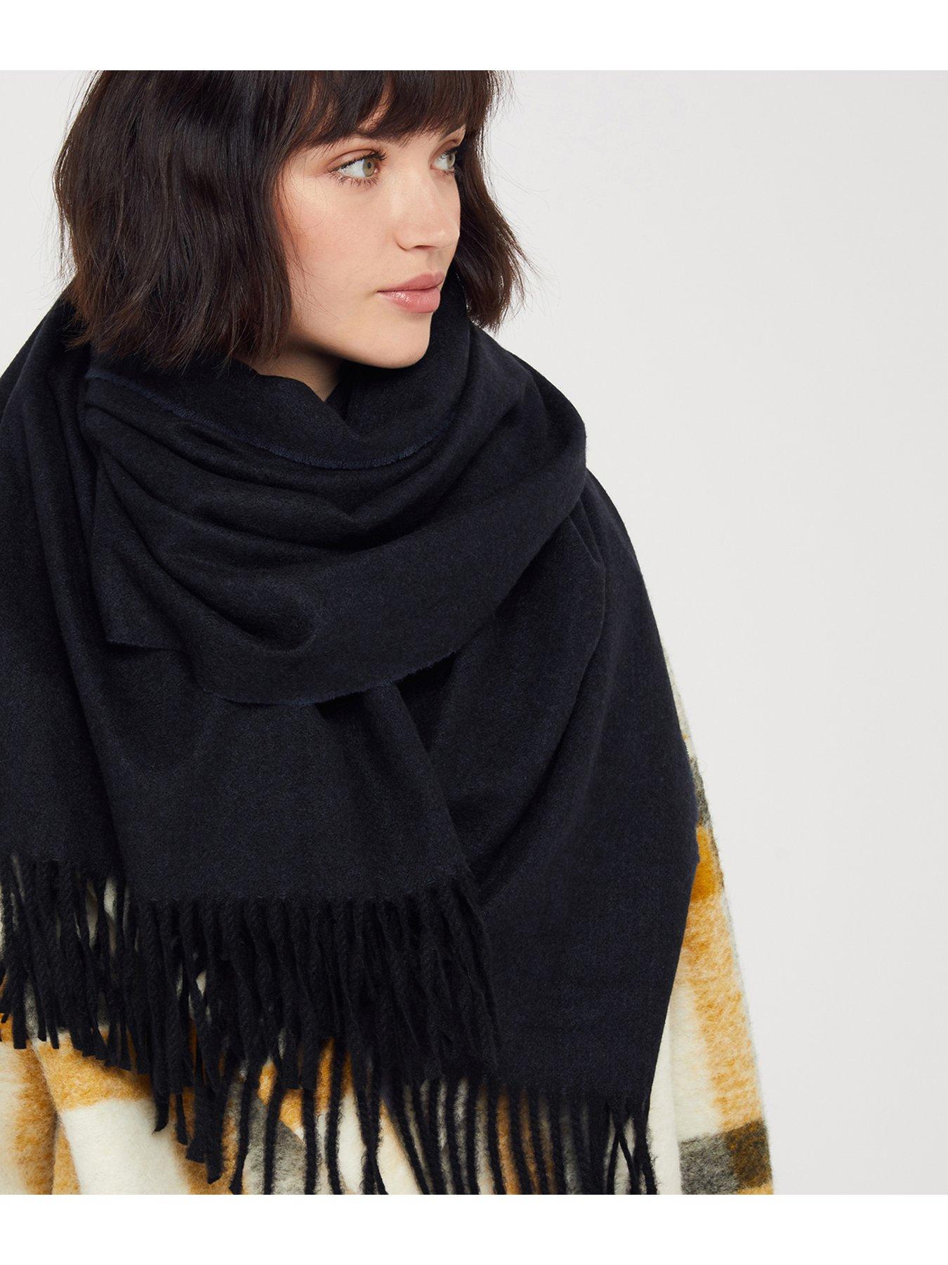 black blanket scarf
