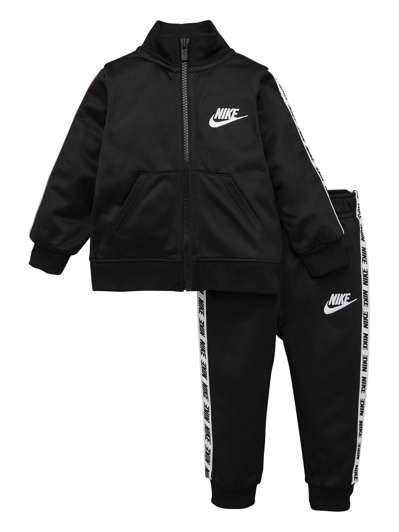 nike tricot tracksuit mens