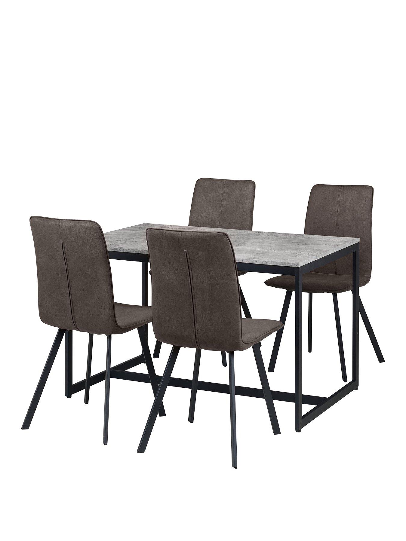 Plastic ka deals dining table