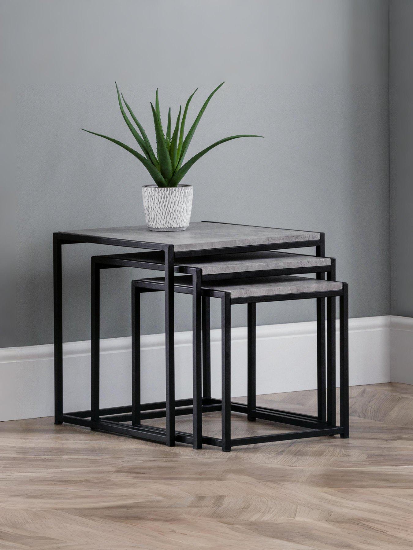 undefined Staten Nest of 3 Tables