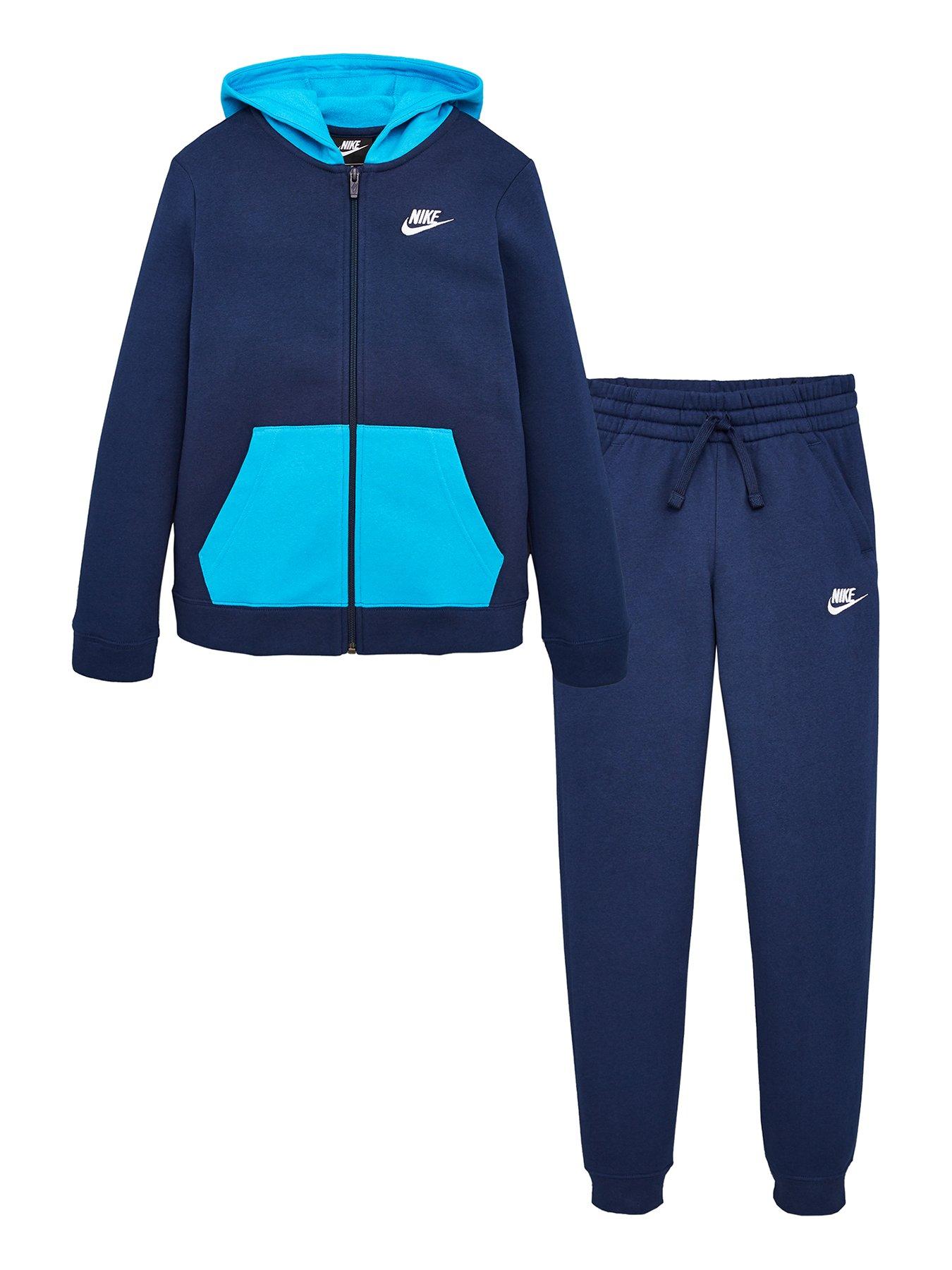 clothes nike