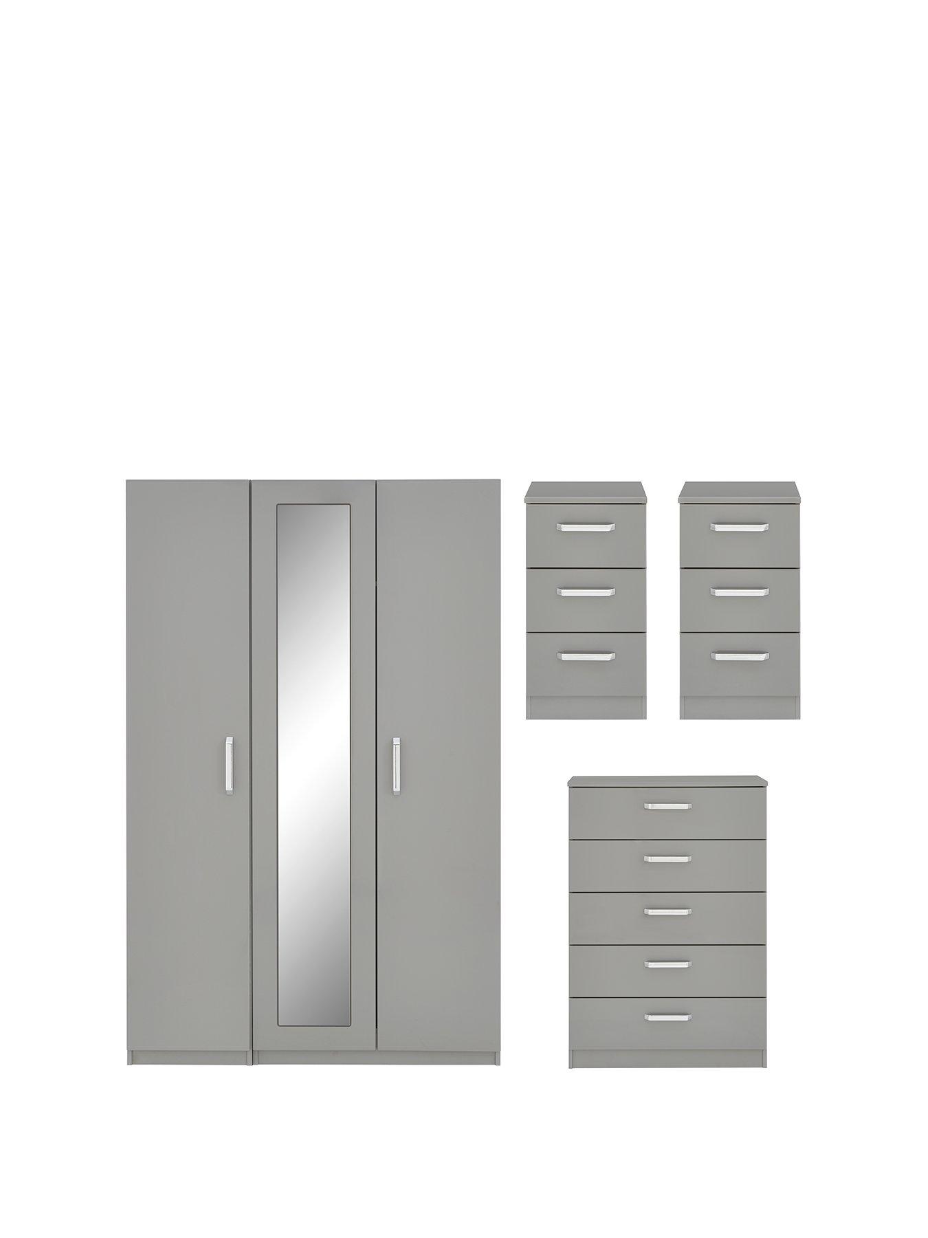 One Call Sanford Part Assembled High Gloss 4 Piece Package - 3 Door Mirrored Wardrobe, Chest of 5 Drawers and 2 Bedside Chests