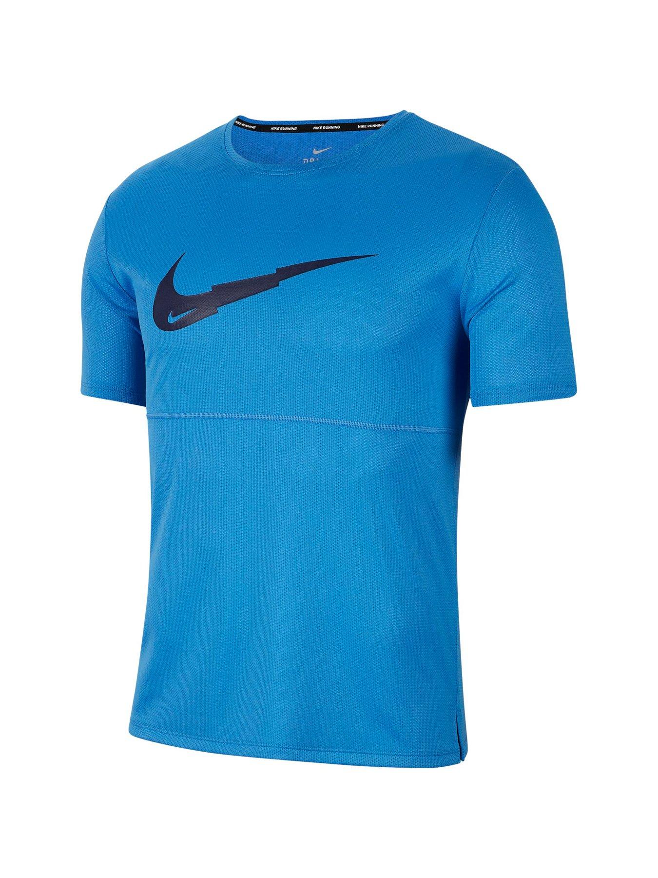 nike graphic t shirts clearance