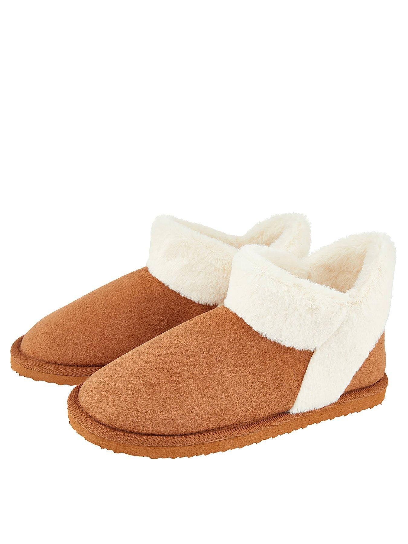 accessorise slipper boots
