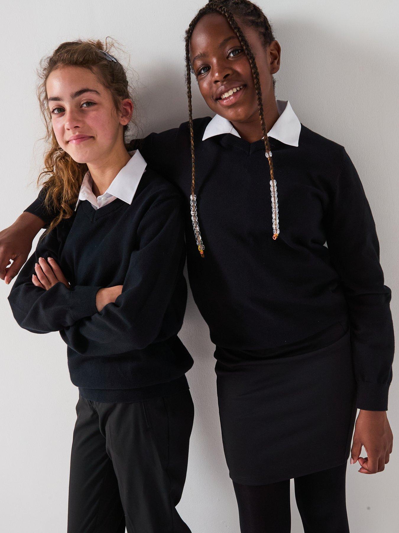 Image 6 of 6 of The Very Collection Unisex 2 Pack V-Neck School Jumper - Black