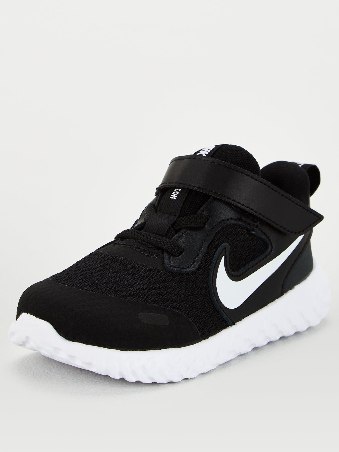 infant black trainers