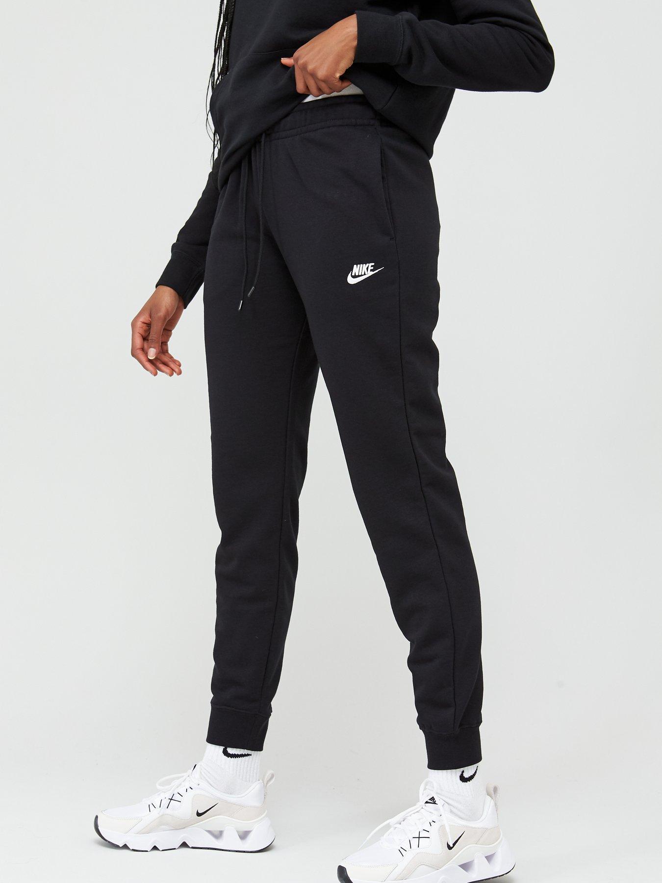 nike essential pant