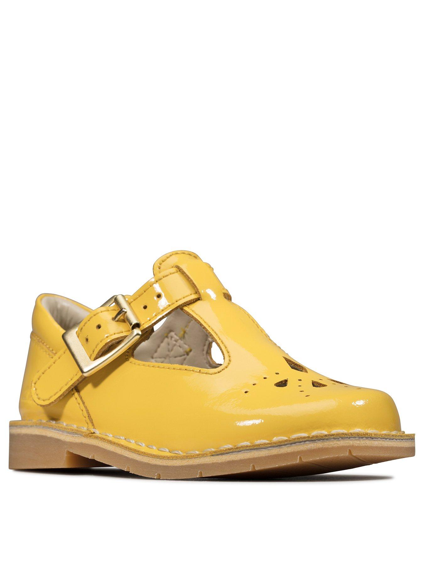 yellow clarks shoes