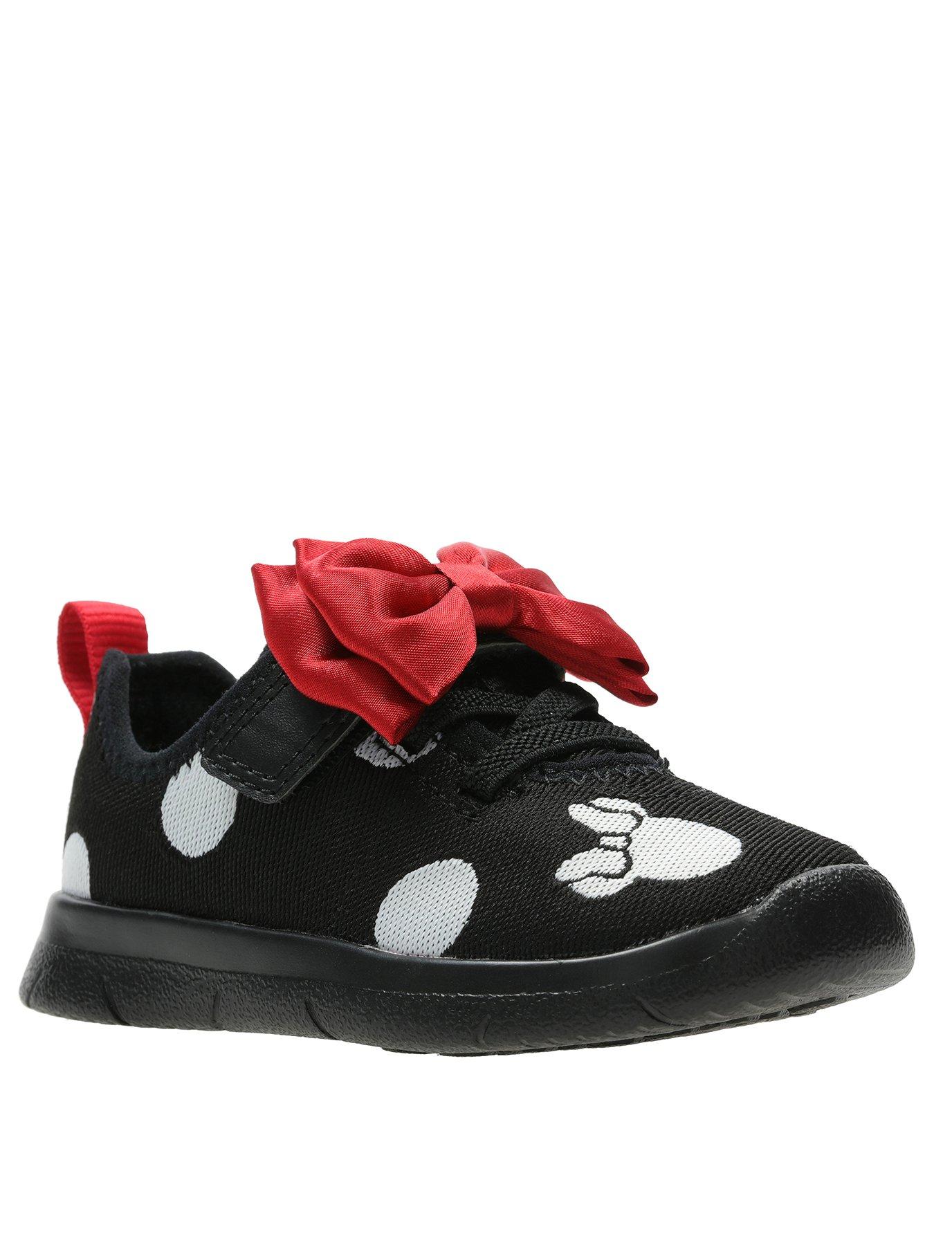 clarks toddler trainers