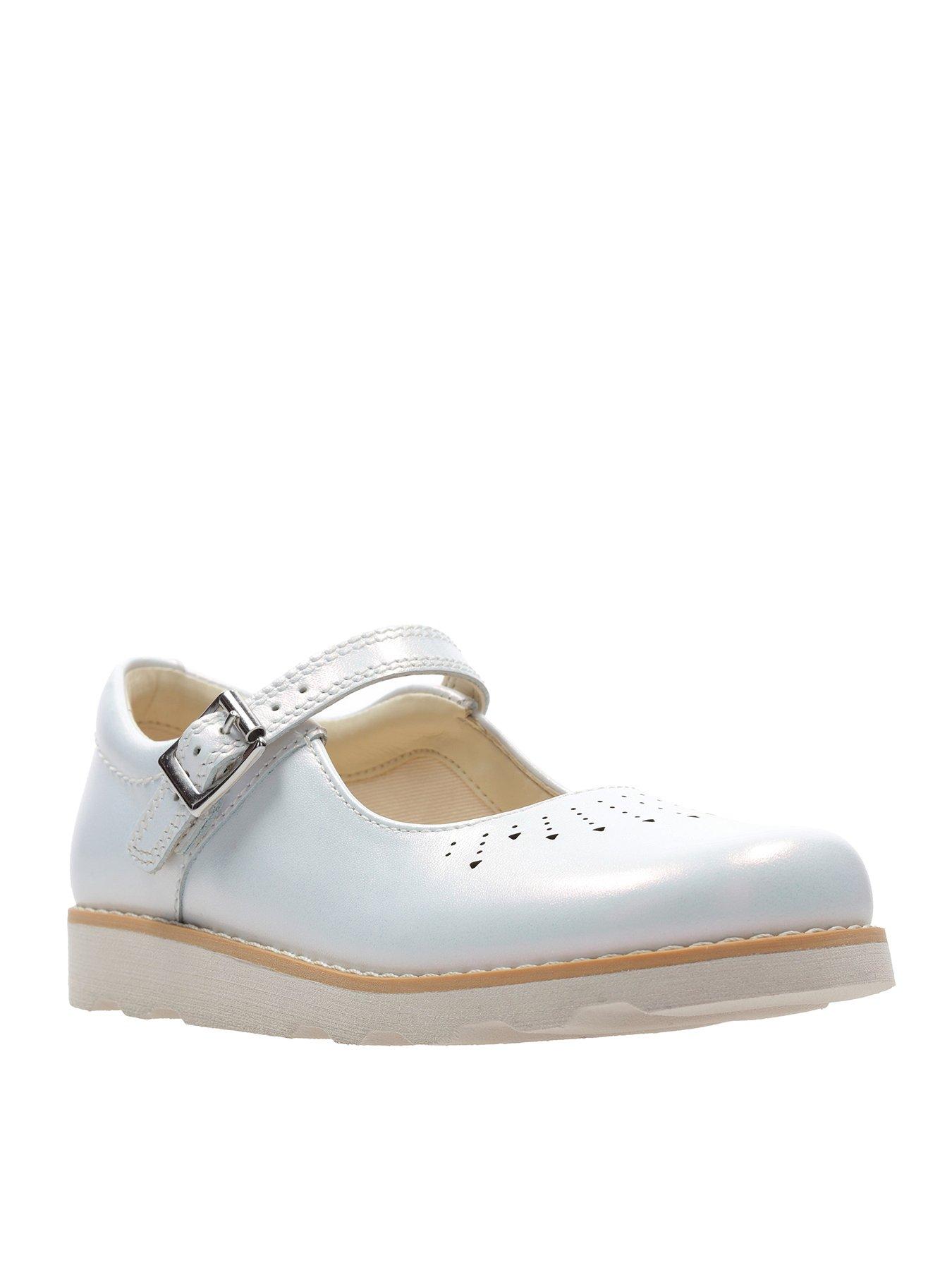 clarks girls white shoes