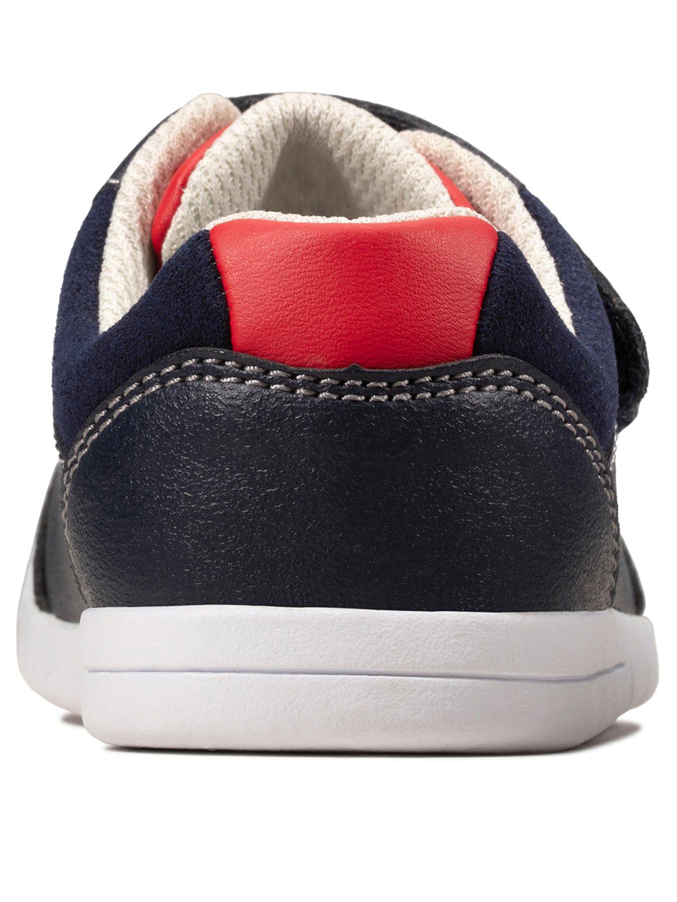 clarks plimsolls