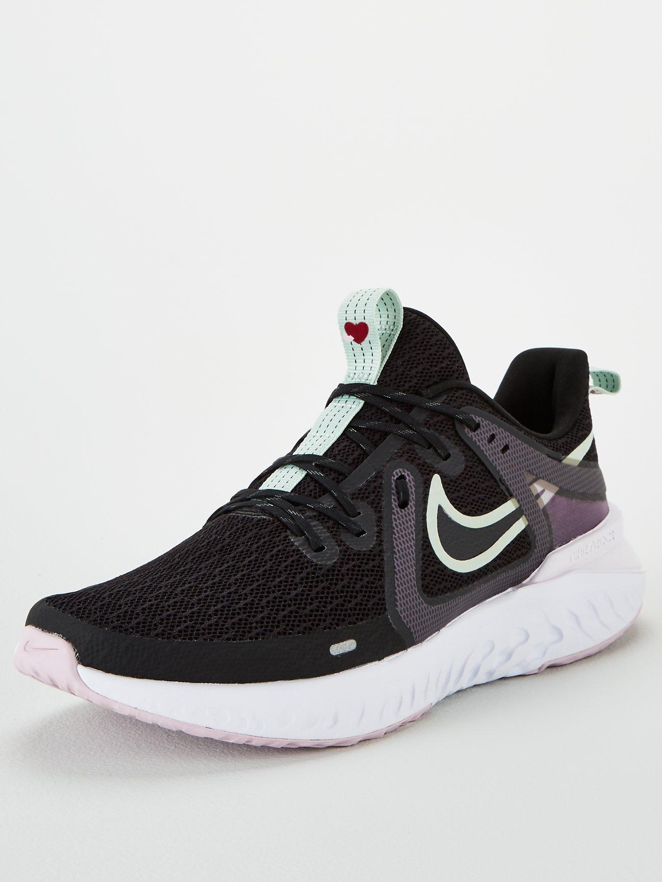 nike legend react 3