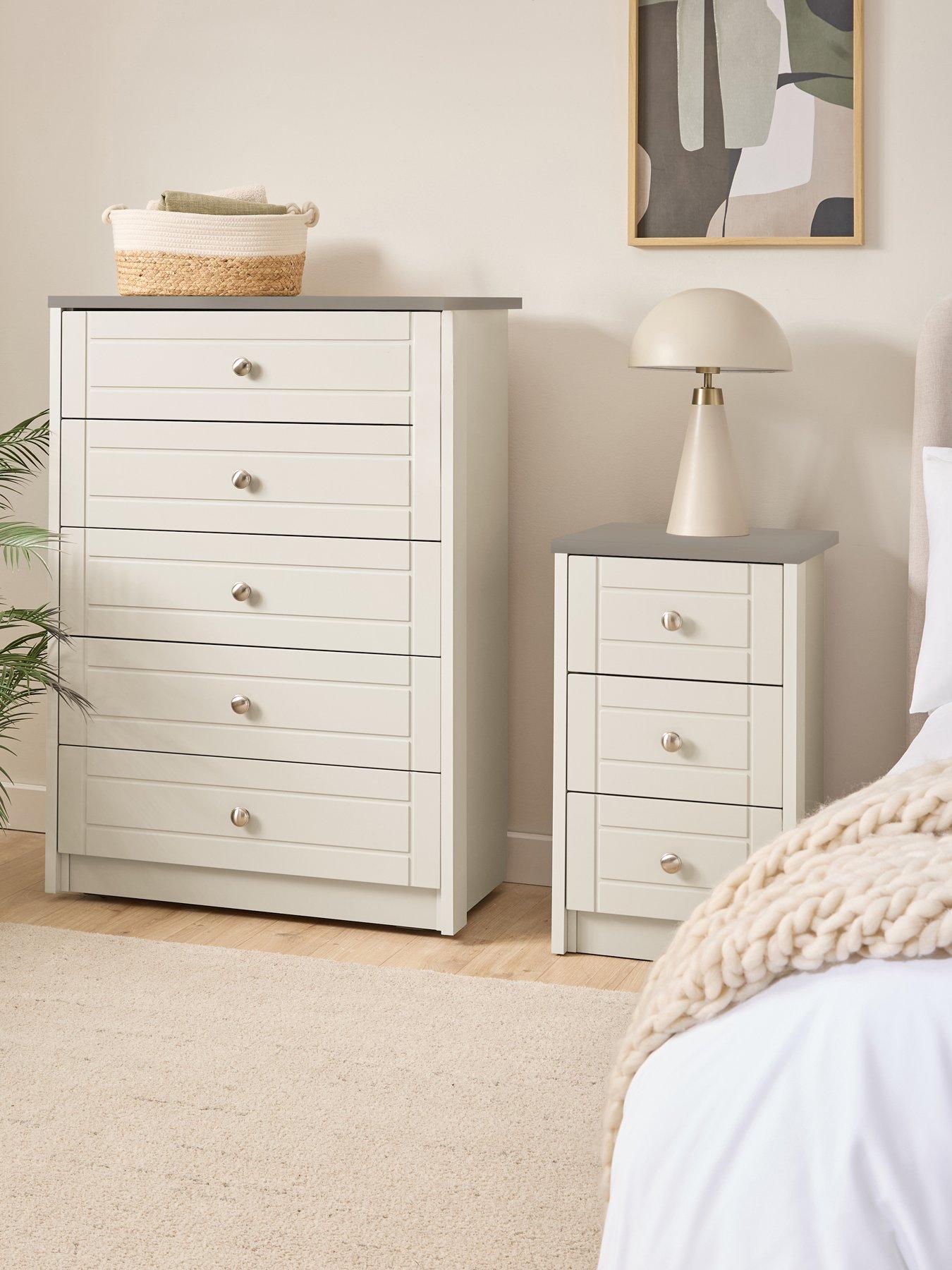 One Call Alderley Ready Assembled 3 Piece Package - Chest of 5 Drawers and 2 Bedside Chests