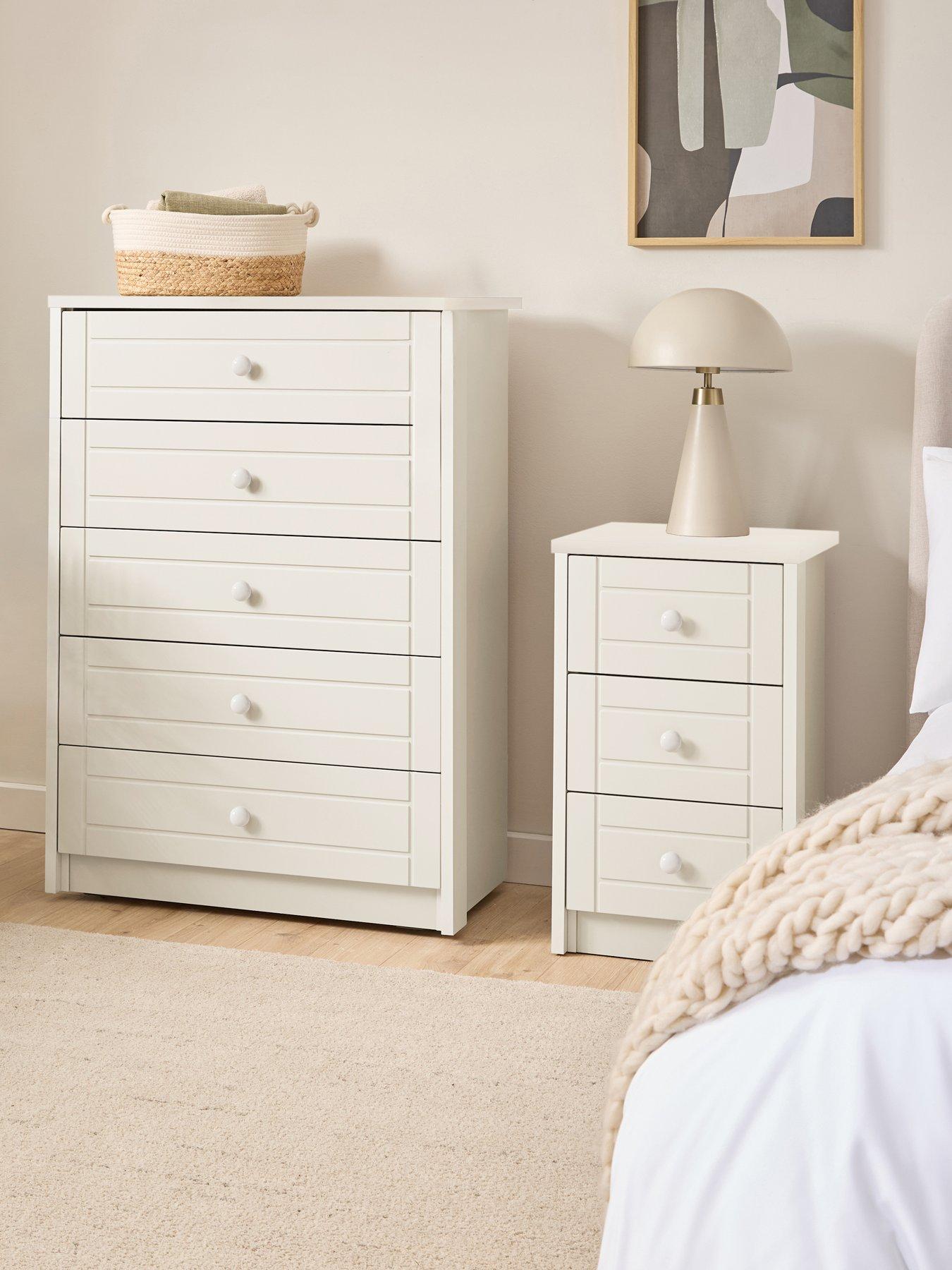 One Call Alderley Ready Assembled 3 Piece Package - Chest of 5 Drawers and 2 Bedside Chests