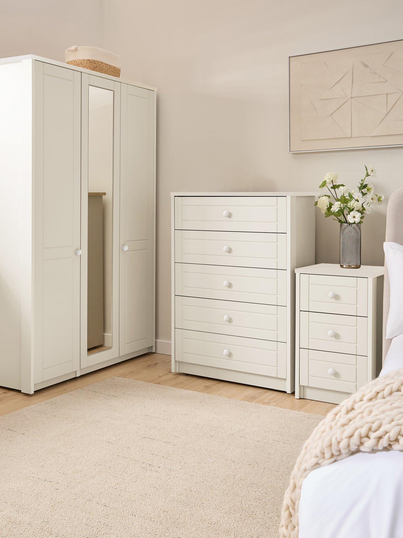 One Call Alderley Part Assembled 4 Piece Package - 3 Door Mirrored Wardrobe, Chest of 5 Drawers and 2 Bedside Chests