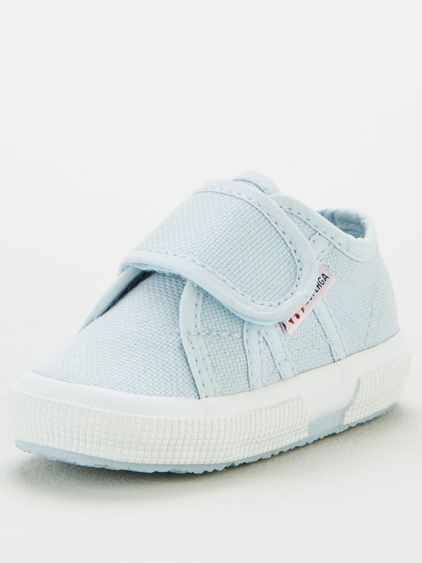 white pumps superga