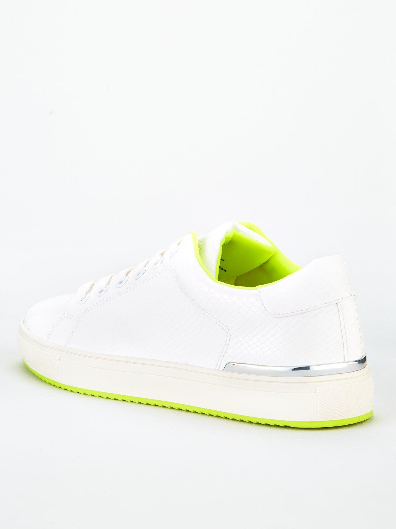 dkny trainers white
