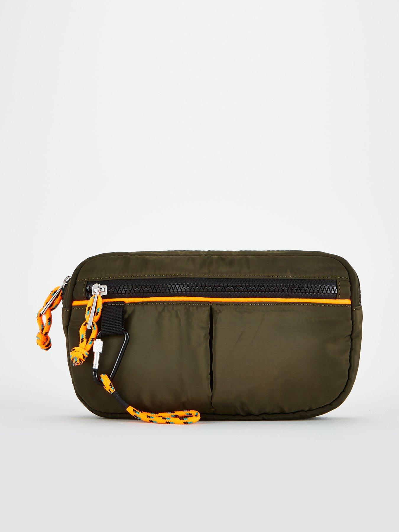 bum bag very