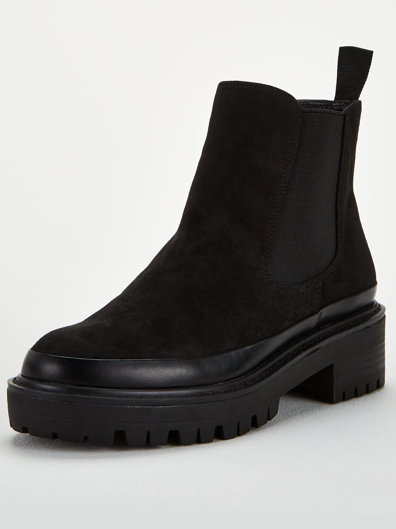 very chelsea boots