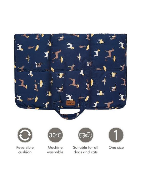 stillFront image of joules-coastal-collection-travel-bed