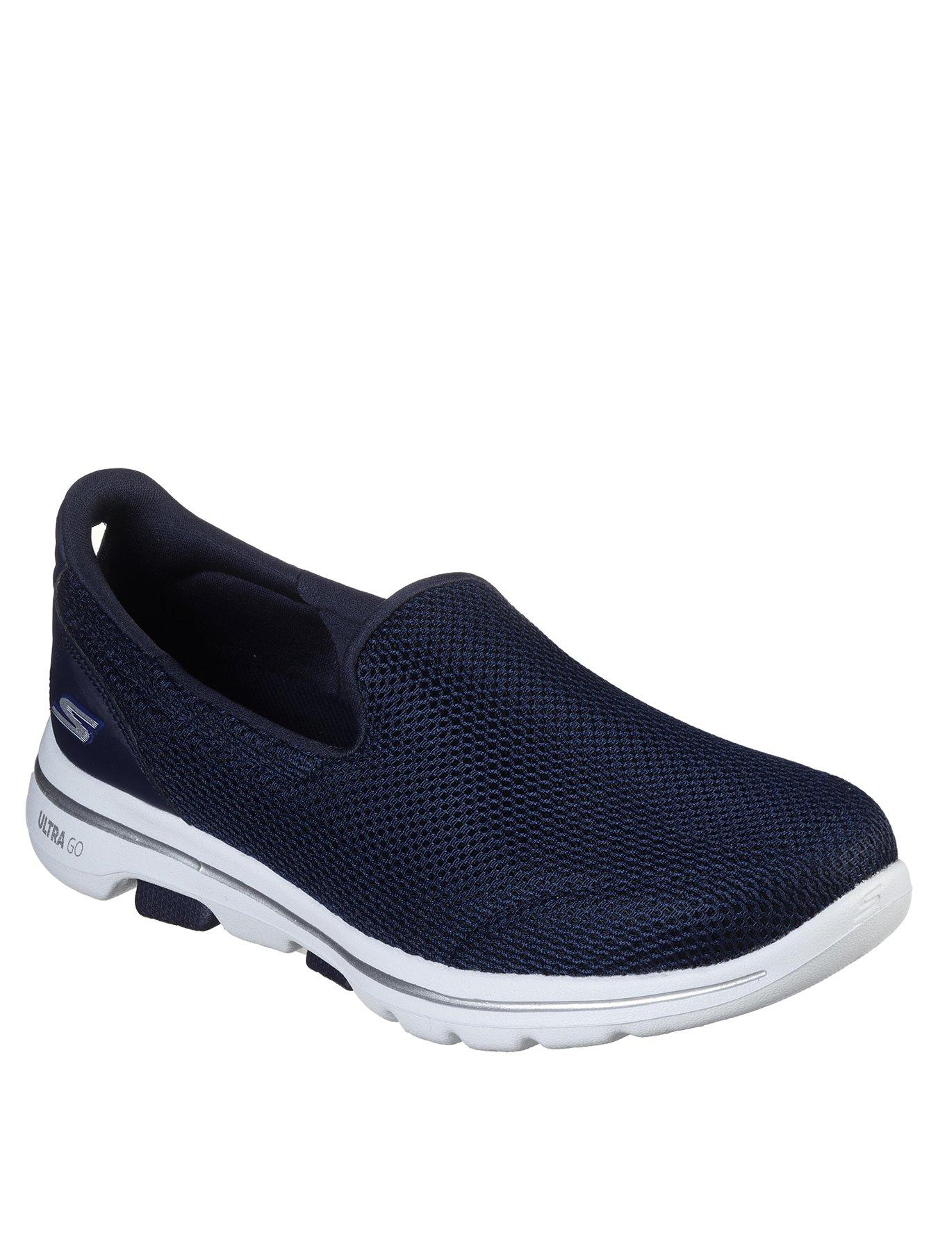 skechers go walk 3 wide