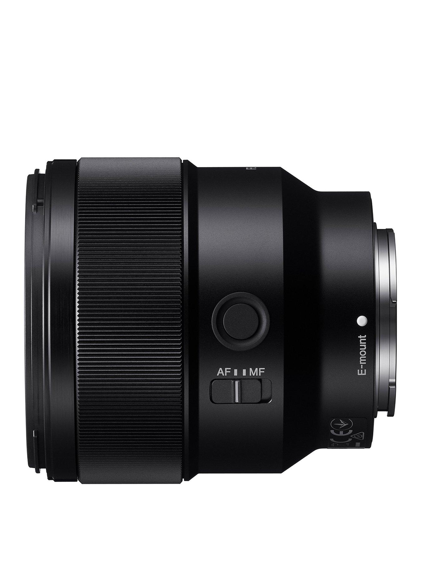 stillFront image of sony-fe-85mm-f18-portrait-lens