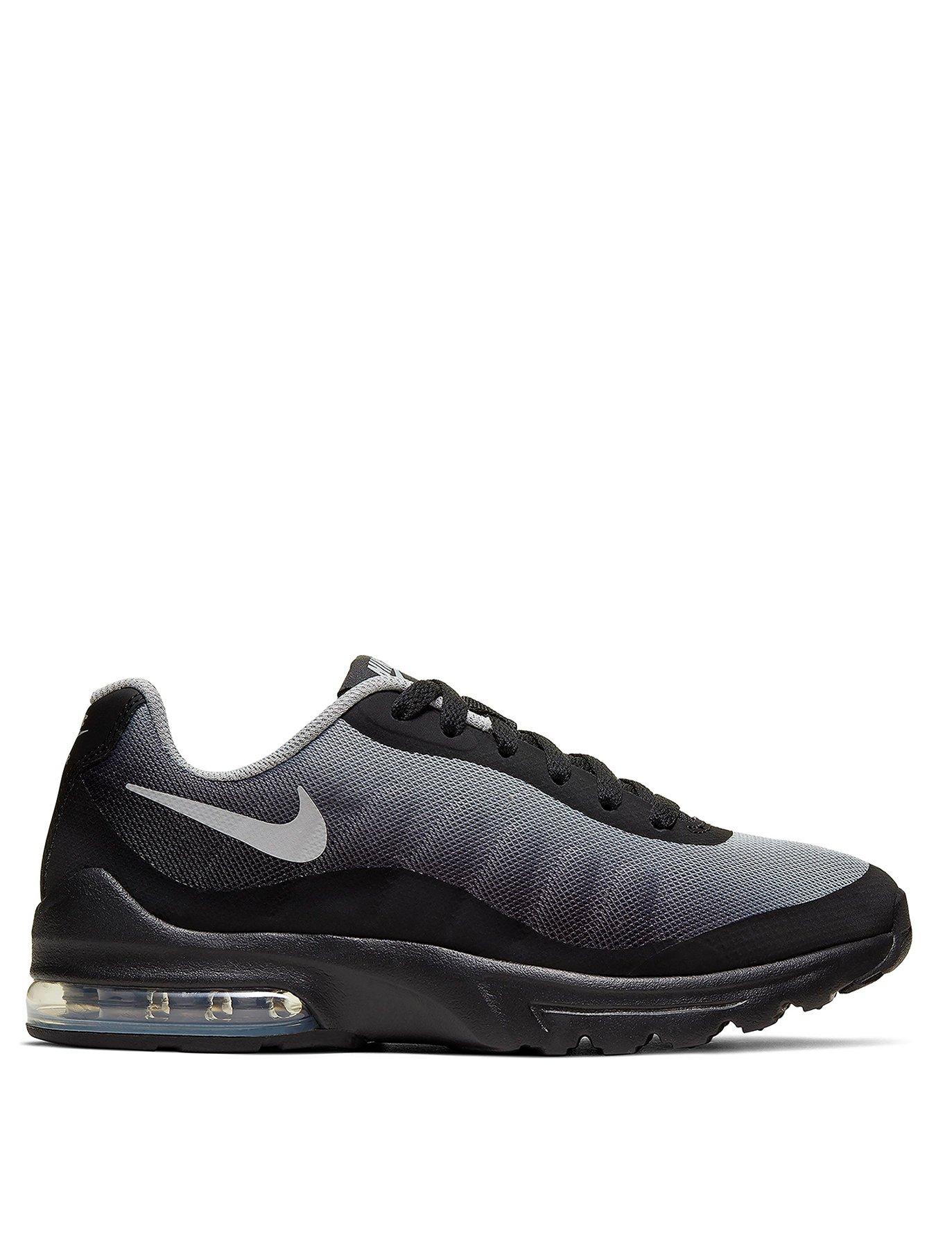 nike air max invigor trainers