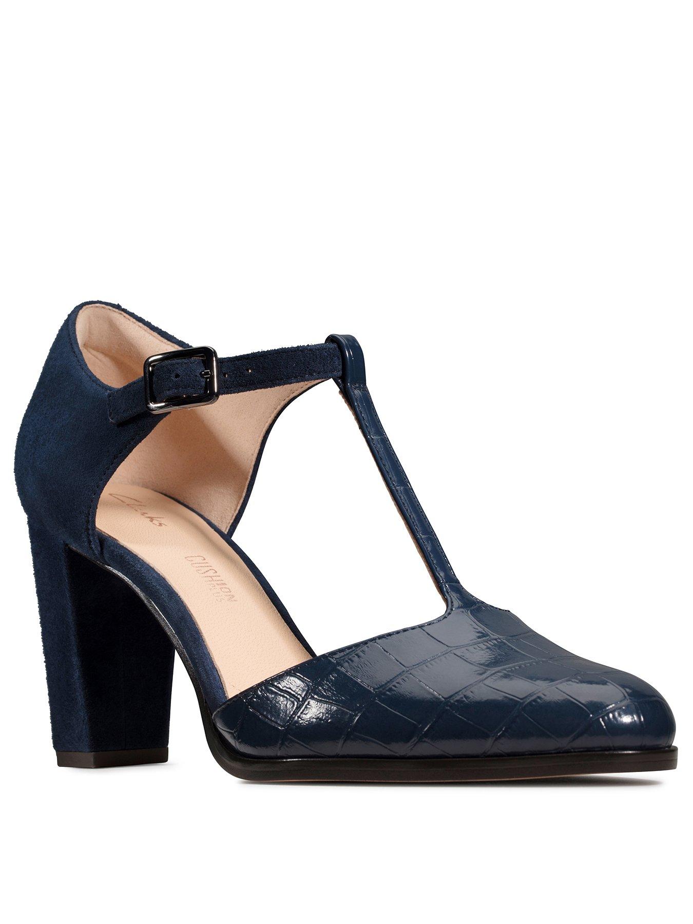 t bar heeled shoes