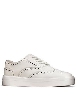 Clarks Clarks Hero Brogue Leather Trainers - White Leather Picture