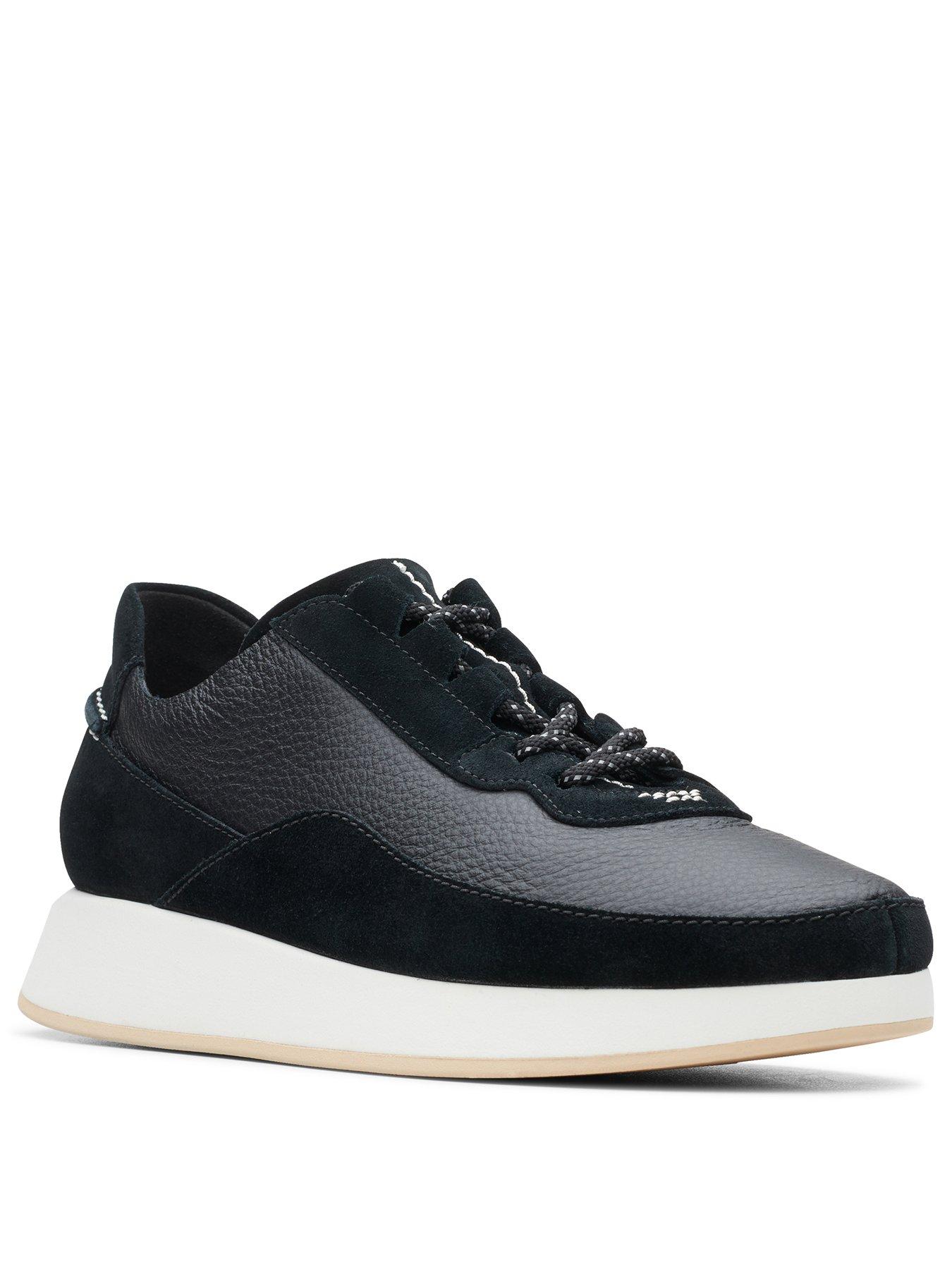 clarks originals black kiowa trainers