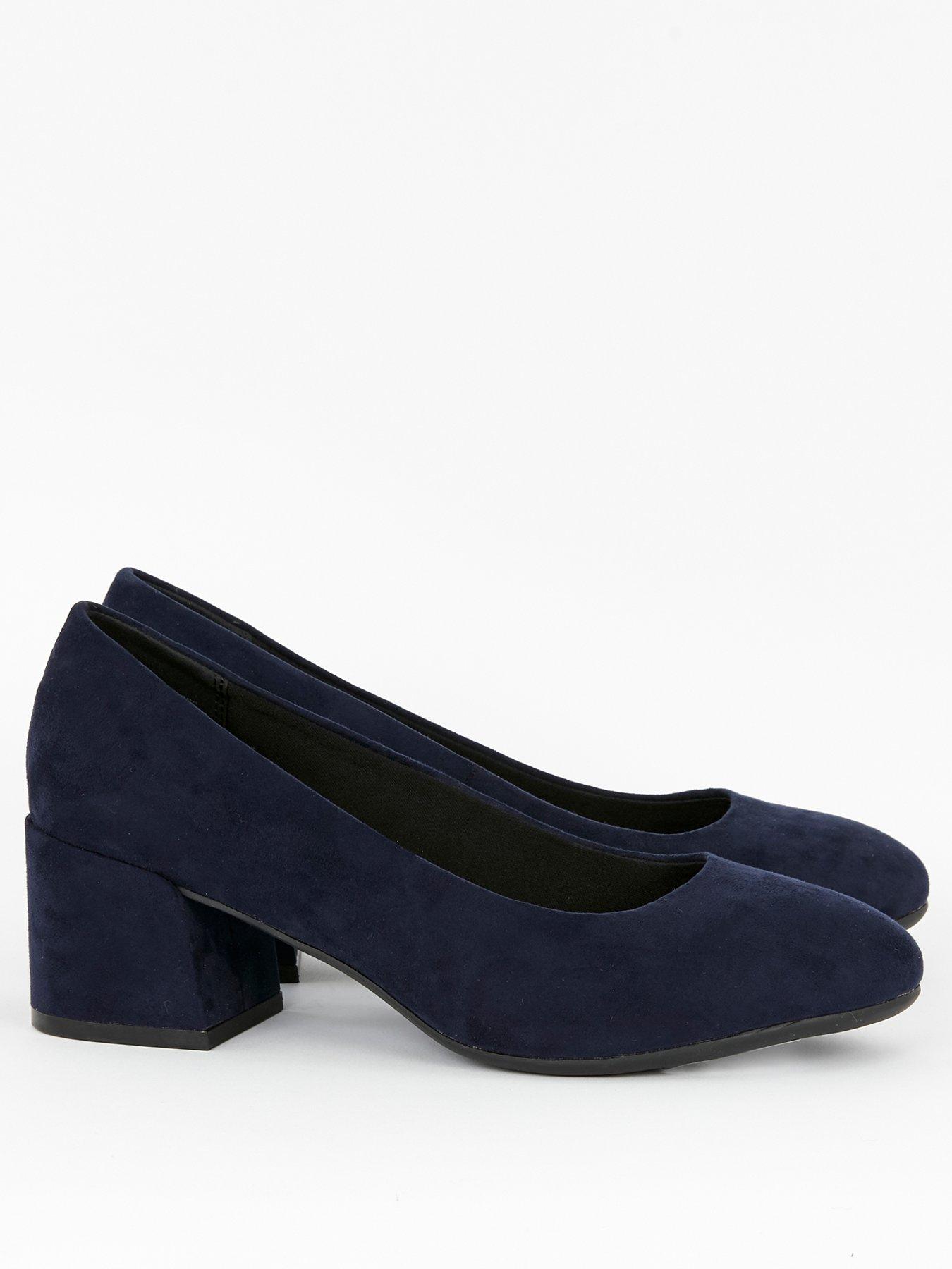 wide navy shoes