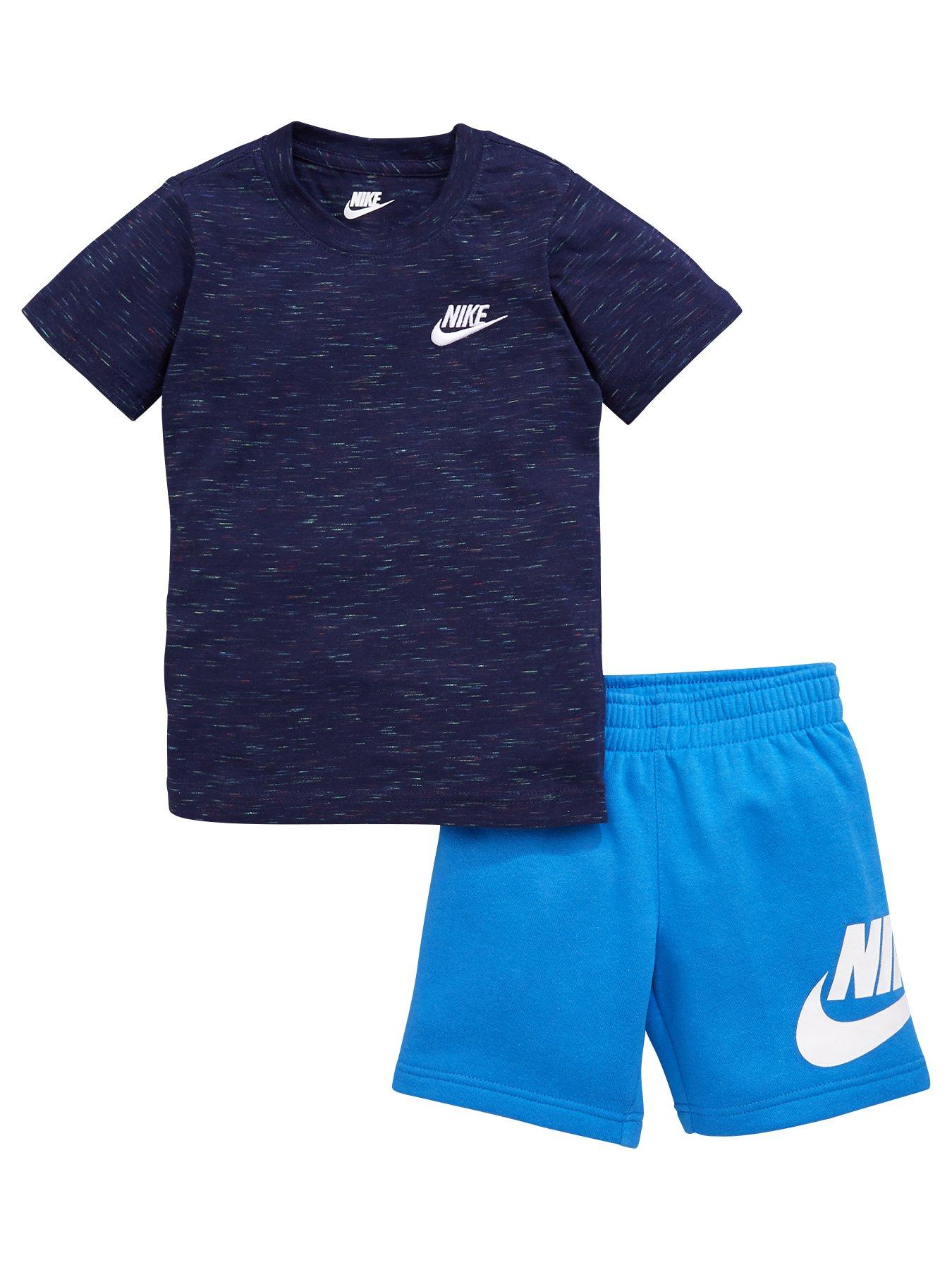 younger boys tracksuits