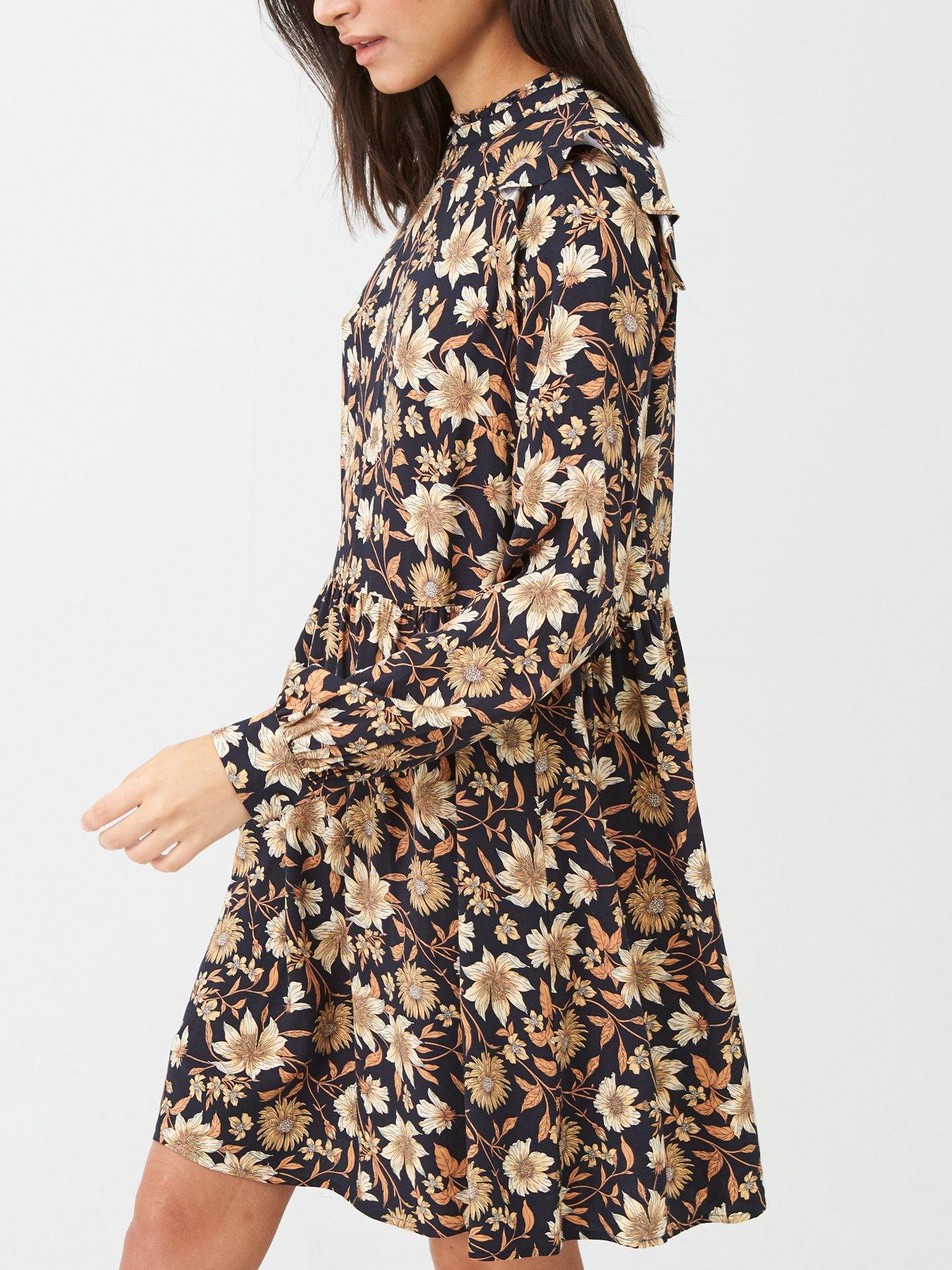 warehouse daisy mini tea dress