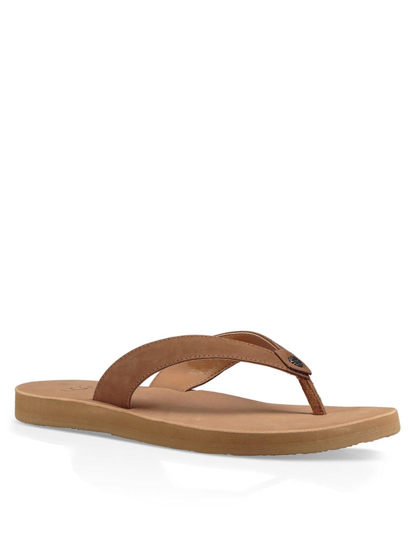 ugg beach flip flop