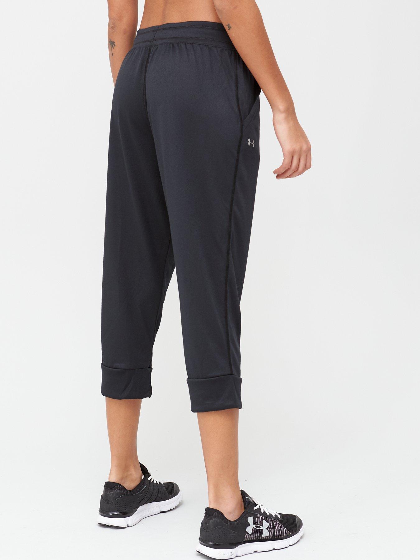 UNDER ARMOUR Play Up Tech™ Capri Pants - Black