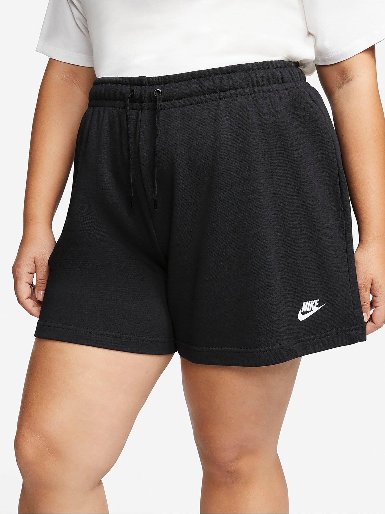 nike club fleece short