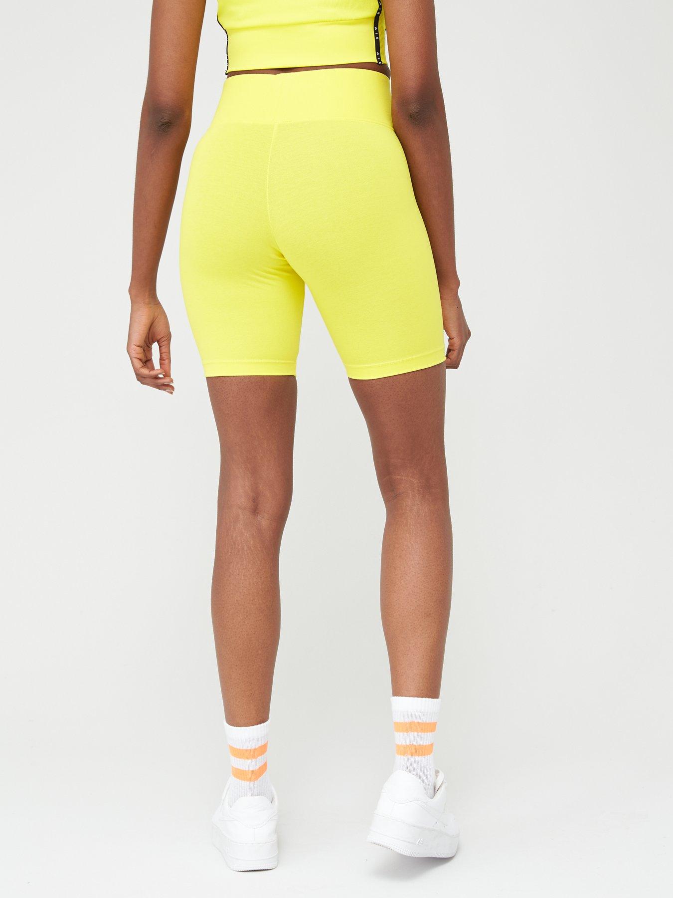 nike leg a see shorts