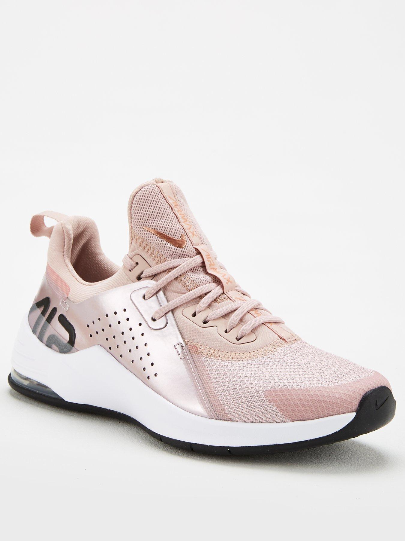 nike training air max bella 3 trainers in pink