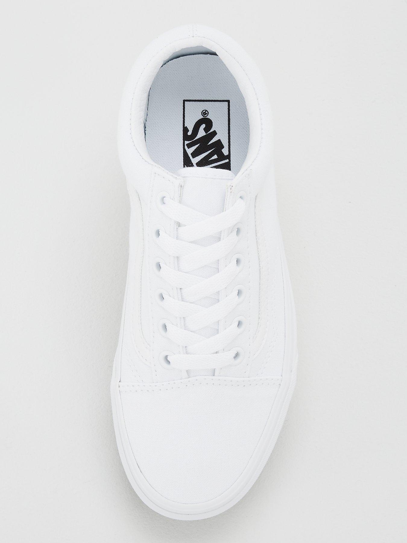 Image 4 of 7 of Vans Unisex Old Skool Trainers - White