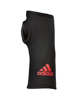 Adidas   Wrist Support